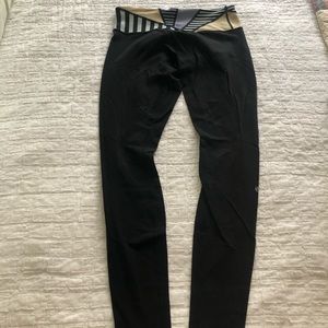 Lululemon Wunder Under pants